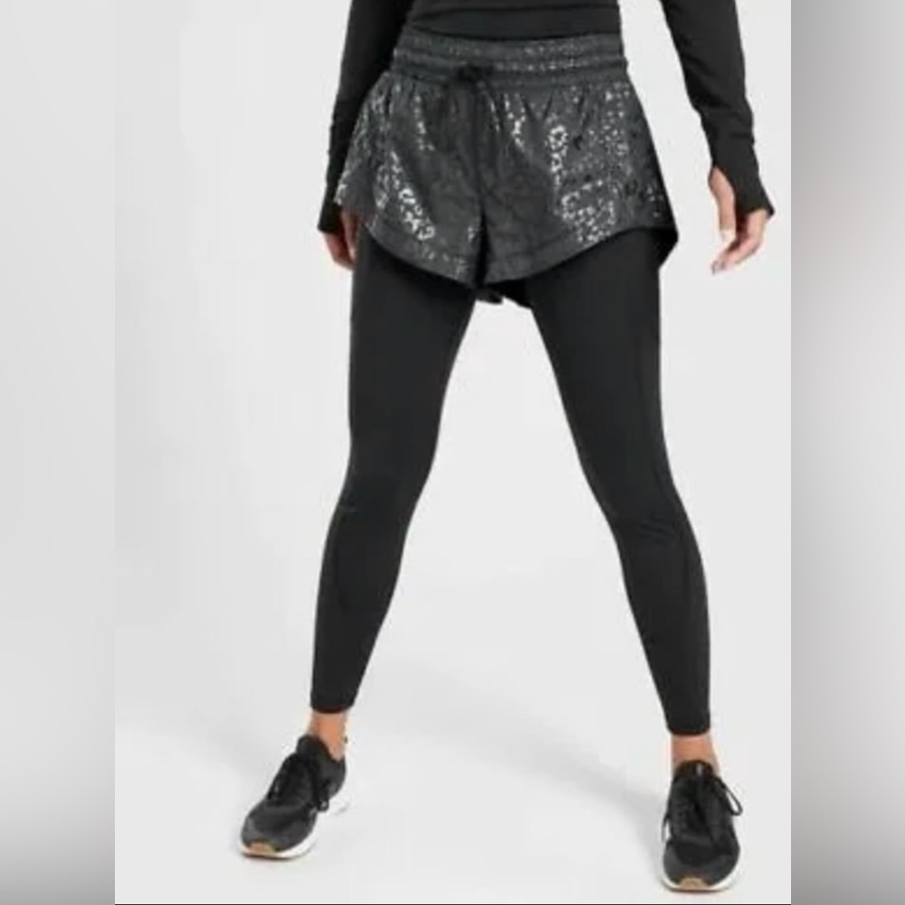 Athleta Rainier 2 in 1 Tight Size SP Small Petite Black NWT
